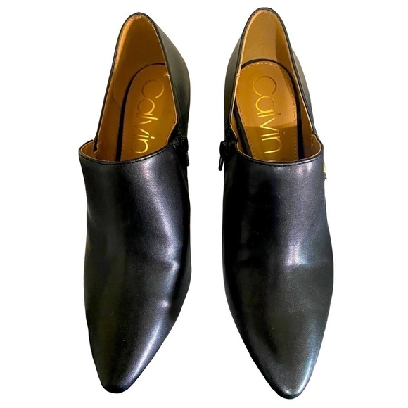 CALVIN KLEIN Jenavie Bootie Black Leather Size 10 Y2K Pointed Toe - Picture 3 of 10